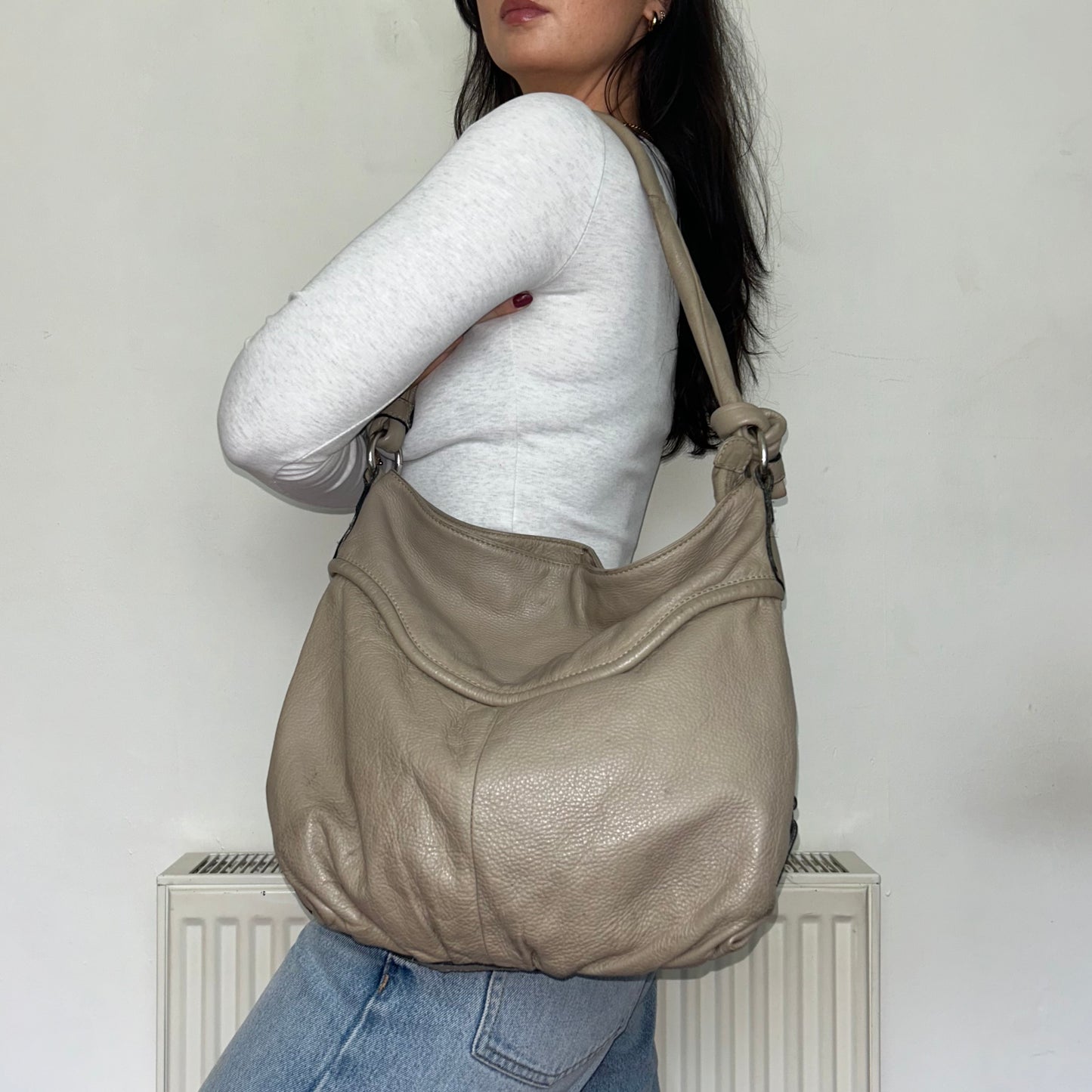 Vintage Beige Leather Slouchy Shoulder Bag