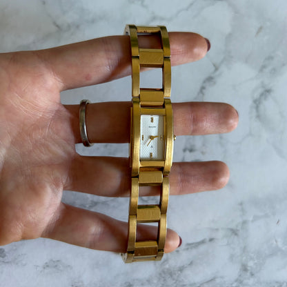 Vintage Women’s Gold Accurist Quartz Watch