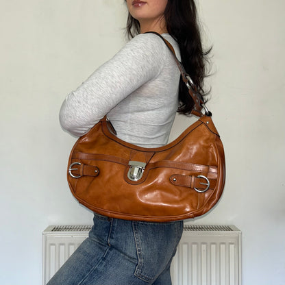 Tan Brown Leather Vintage Baguette Shoulder Bag