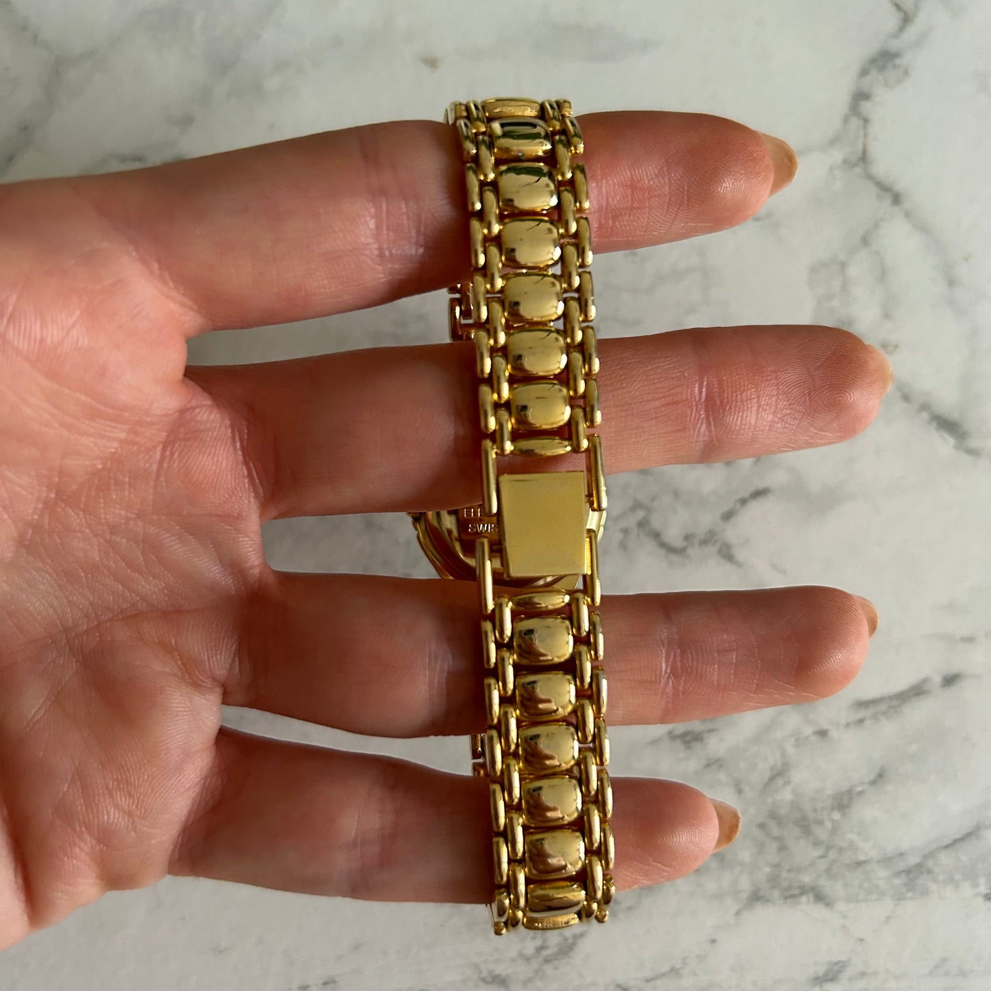 Vintage Women’s Gold Pelex 18k Quartz Watch