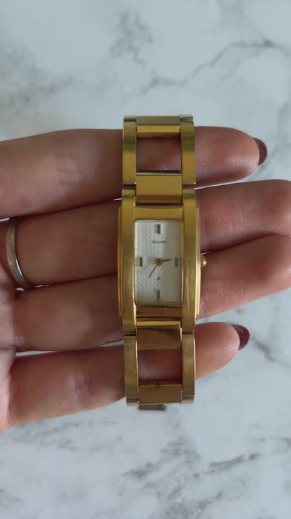 Vintage Women’s Gold Accurist Quartz Watch